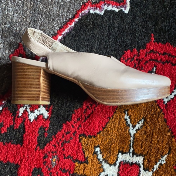 Intentionally Blank Stacked Wood Platform Heels in Shell Pink - Picture 5 of 10